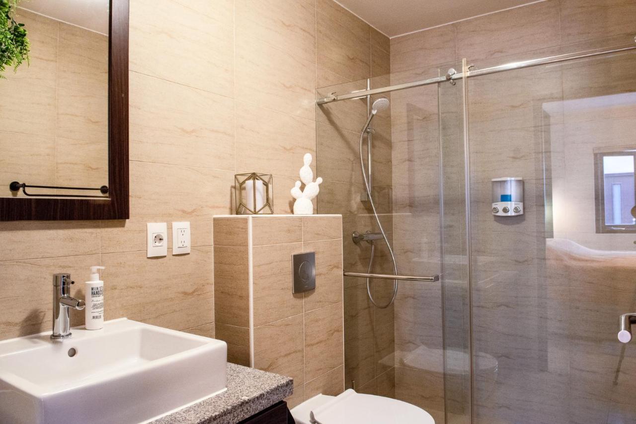 Blue Bay Resort Luxury Apartment Green View Dorp Dorp Sint Michiel Esterno foto